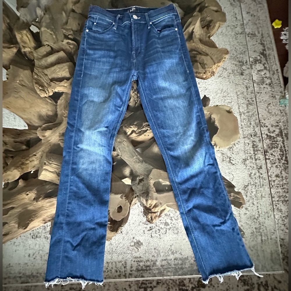MOTHER Mid Rise Dazzler Crop Fray Jeans “Squeeze It” NWOT— 25, Signature Fit - Picture 15 of 16